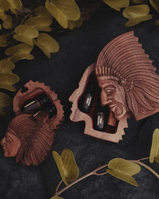 Engraved Teak Wood Shamanic Box  «Indian»