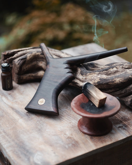 2D Hand-Shaped Rosewood Applicator