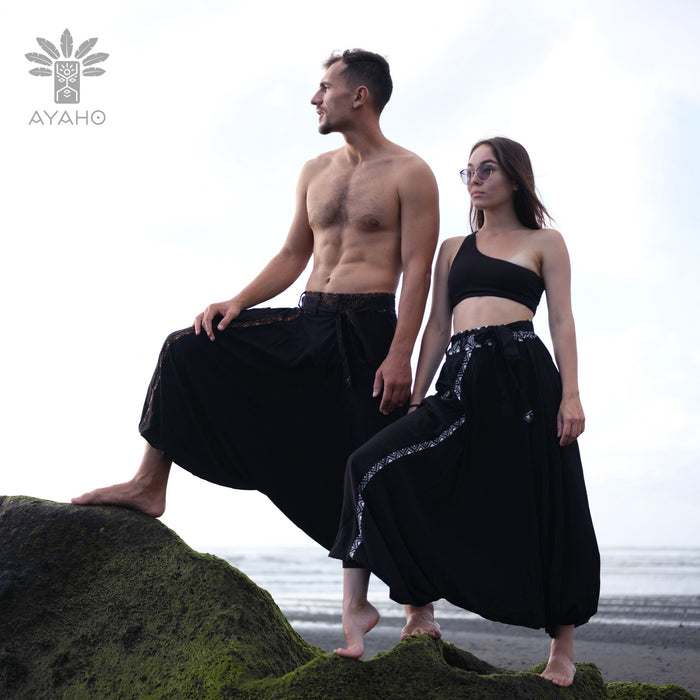 Alladine pants with white pattern for summer walks