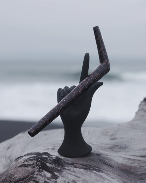 Elegant design of the Classic Tepí made from palm wood, showcasing its natural beauty.
