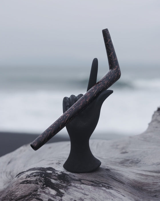 Elegant design of the Classic Tepí made from palm wood, showcasing its natural beauty.