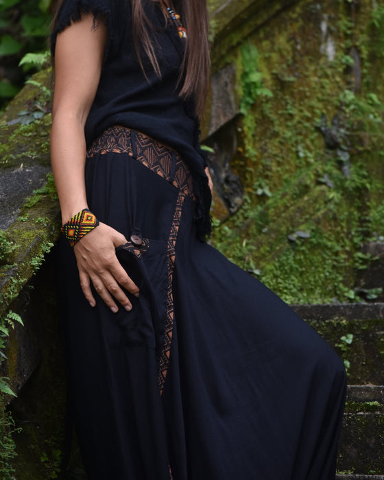 Achieve effortless style with Comfy Boho Pants Alladine, Brown Pattern RAYON, a staple for any bohemian look.