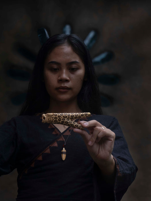 Handcrafted Ethnic Wooden Jaguar Pipe