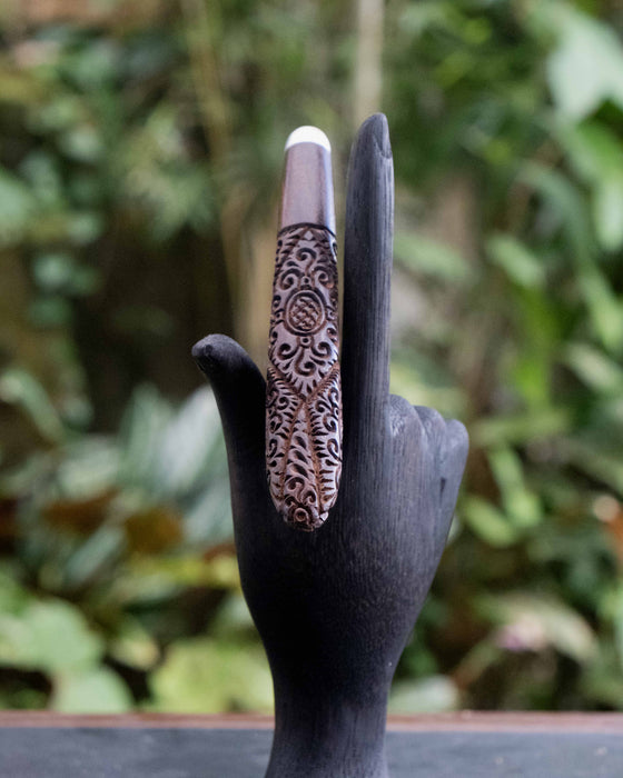 Rosewood handcrafted  Pipe: Balinese Applicator with Ye Ming Zhuh Stone