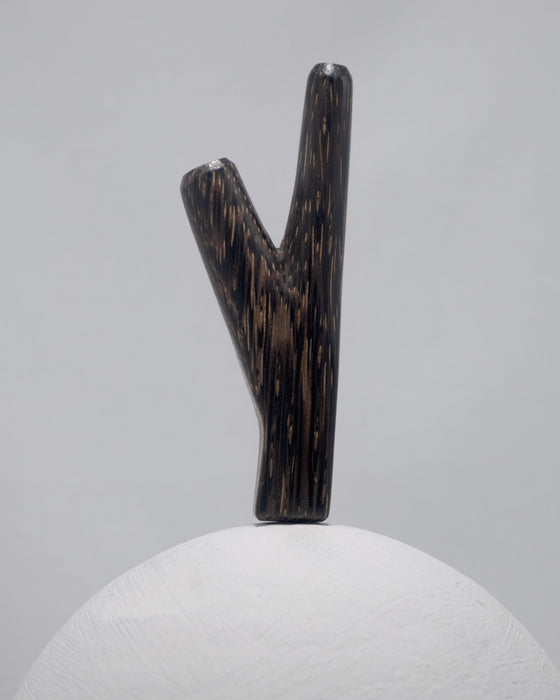 Artisan-Crafted Palmwood Self-Applicator Pipe