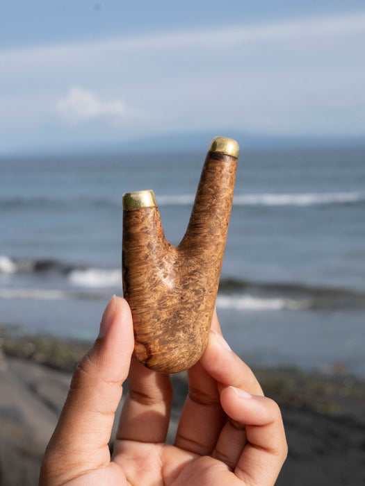 Mango Root Handcrafted Wooden Pipe with Gold-Plated