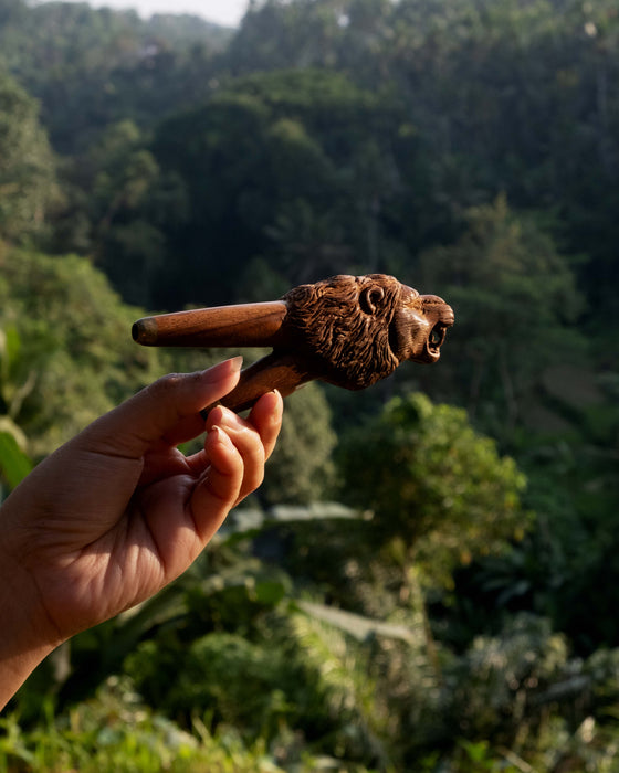 Lion Rosewood ceremonial pipe – Leadership Ritual Tool