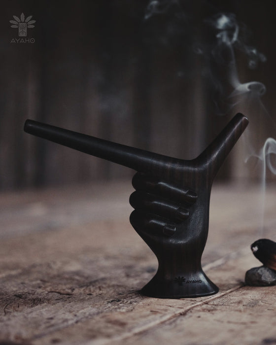 A perfect gift idea, the Hand-Shaped Tepi 3D made from rosewood is ideal for those who appreciate unique handcrafted items.