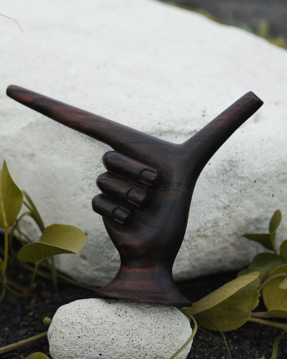 Warm natural tones of the Hand-Shaped Tepi 3D crafted from rosewood, creating an inviting aesthetic.