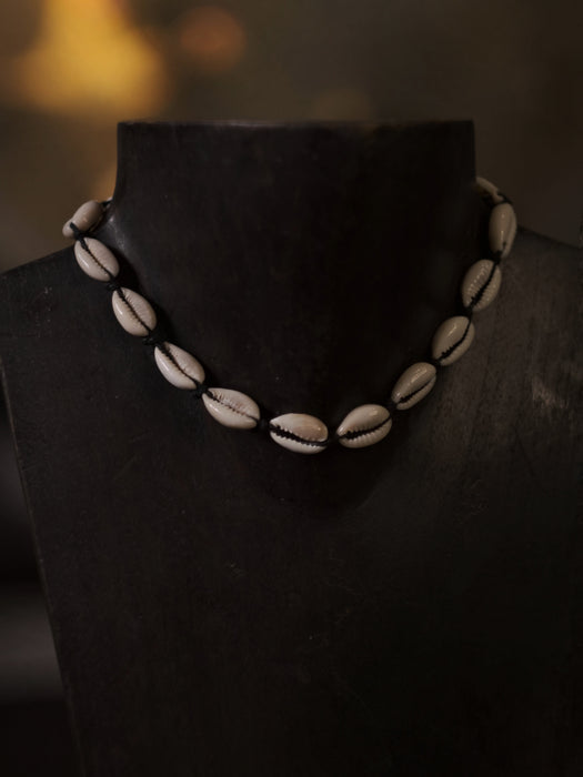 Shell choker “Spirit of Freedom”