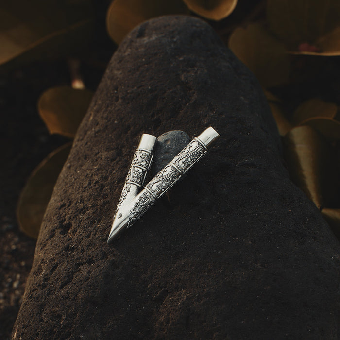 Ethnic Pattern Silver Applicator
