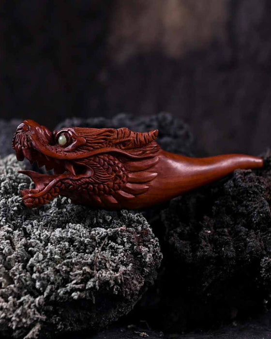 Carved wood smoking pipe «Dragon»