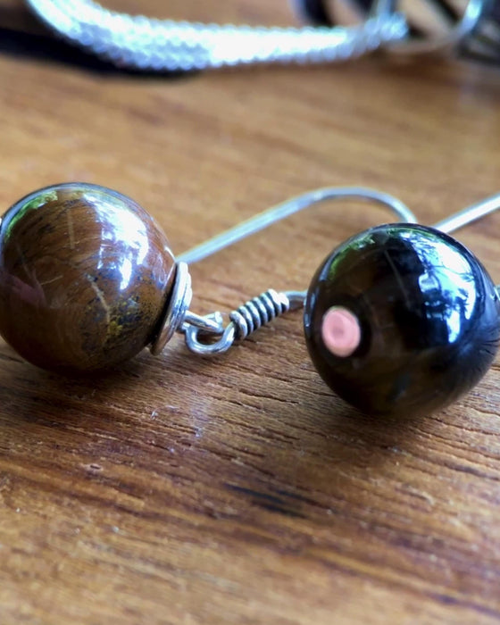 Jewelry set earrings and pendant • Women's jewellery • Earrings handmade • Silver pendant • Tiger eye necklace • Silver charms