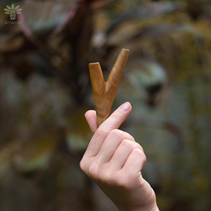 Polished Teak Wood Self-Applicator Pipe