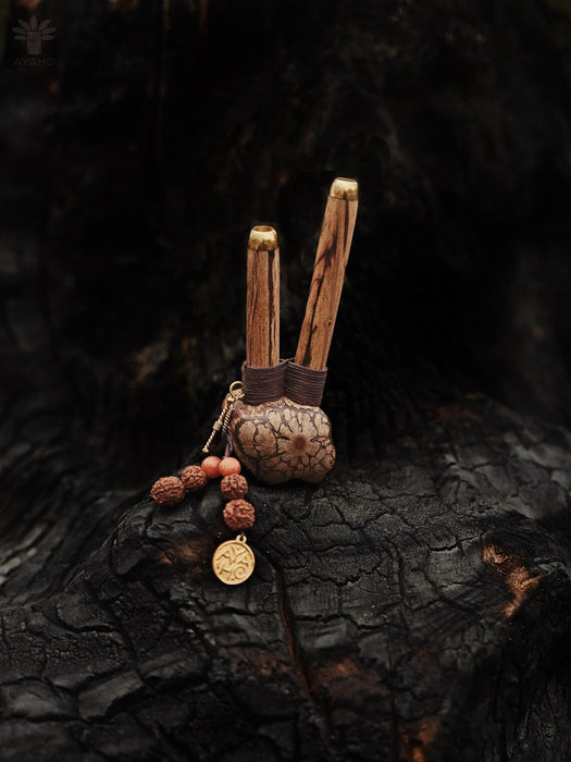 Sacred Vine ceremonial pipe with Rudraksha