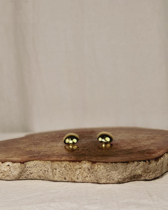 Shaman Mirror Bronze Earrings – 2cm Protective Amulet Studs – Ethnic Boho Jewelry – Tribal Spirit Gift